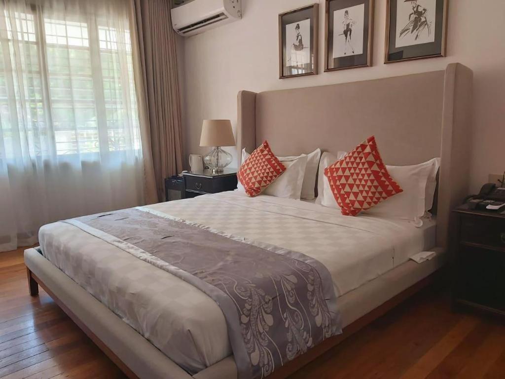 Avenue Suites Bacolod Esterno foto