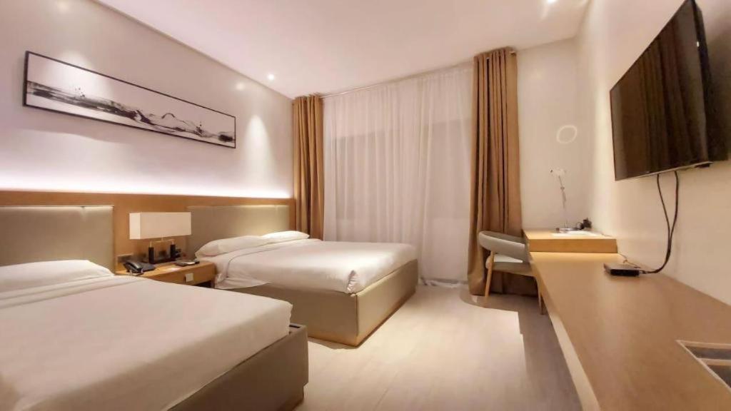 Avenue Suites Bacolod Esterno foto